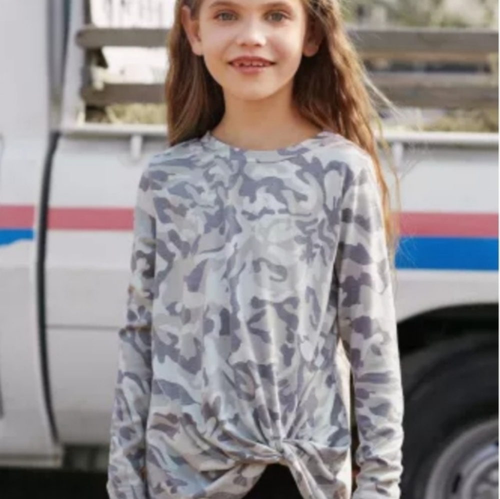 Camo cute girl shirt